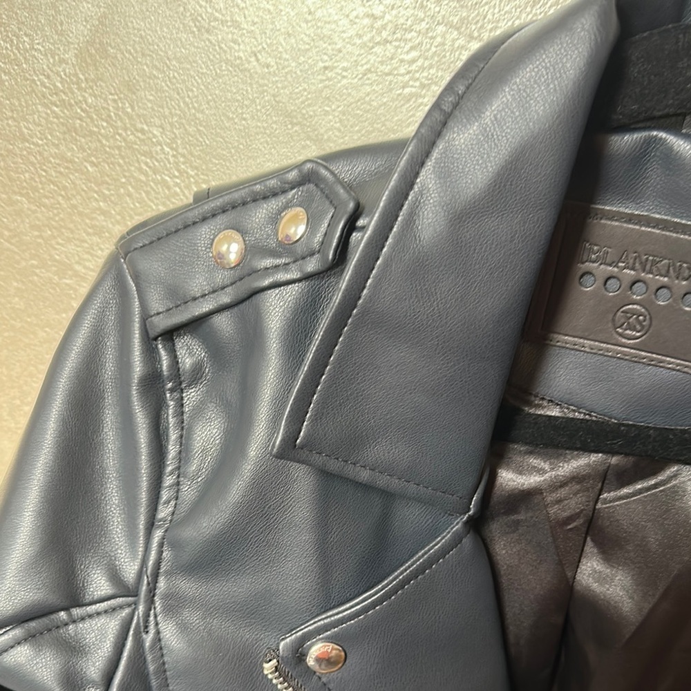 Blank NYC Midnight Faux Leather Moto Jacket sz xs - Picture 5 of 11